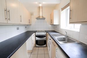 kitchen - click for photo gallery